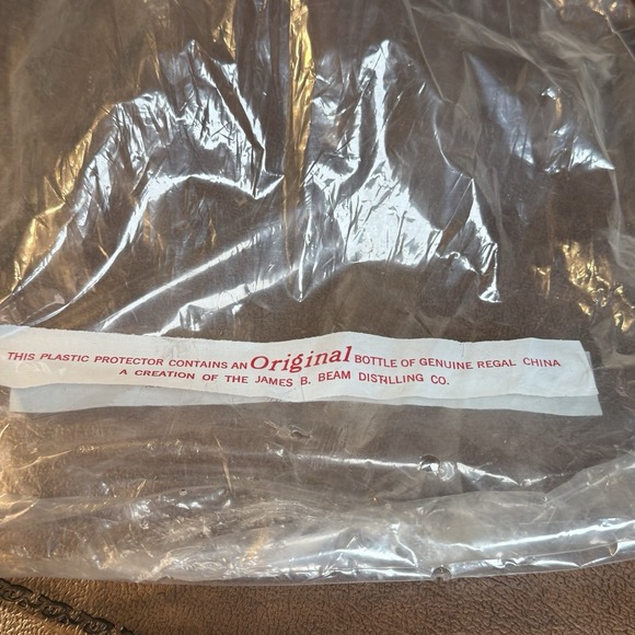 EMPTY VTG 1969 Jim Beam Trophy Robin Bird 13" Empty Decanter W/ Original Bag - Picture 4 of 5